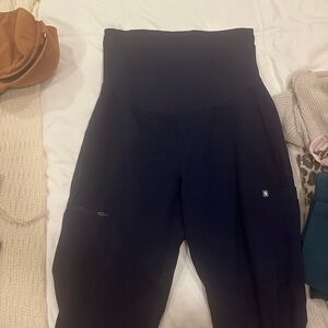 Maternity FIGS medium Tall NAVY BLUE